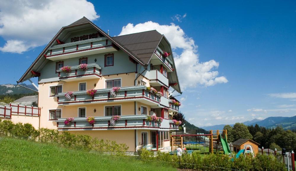 Hotel Neuwirt Ramsau am Dachstein Exterior foto