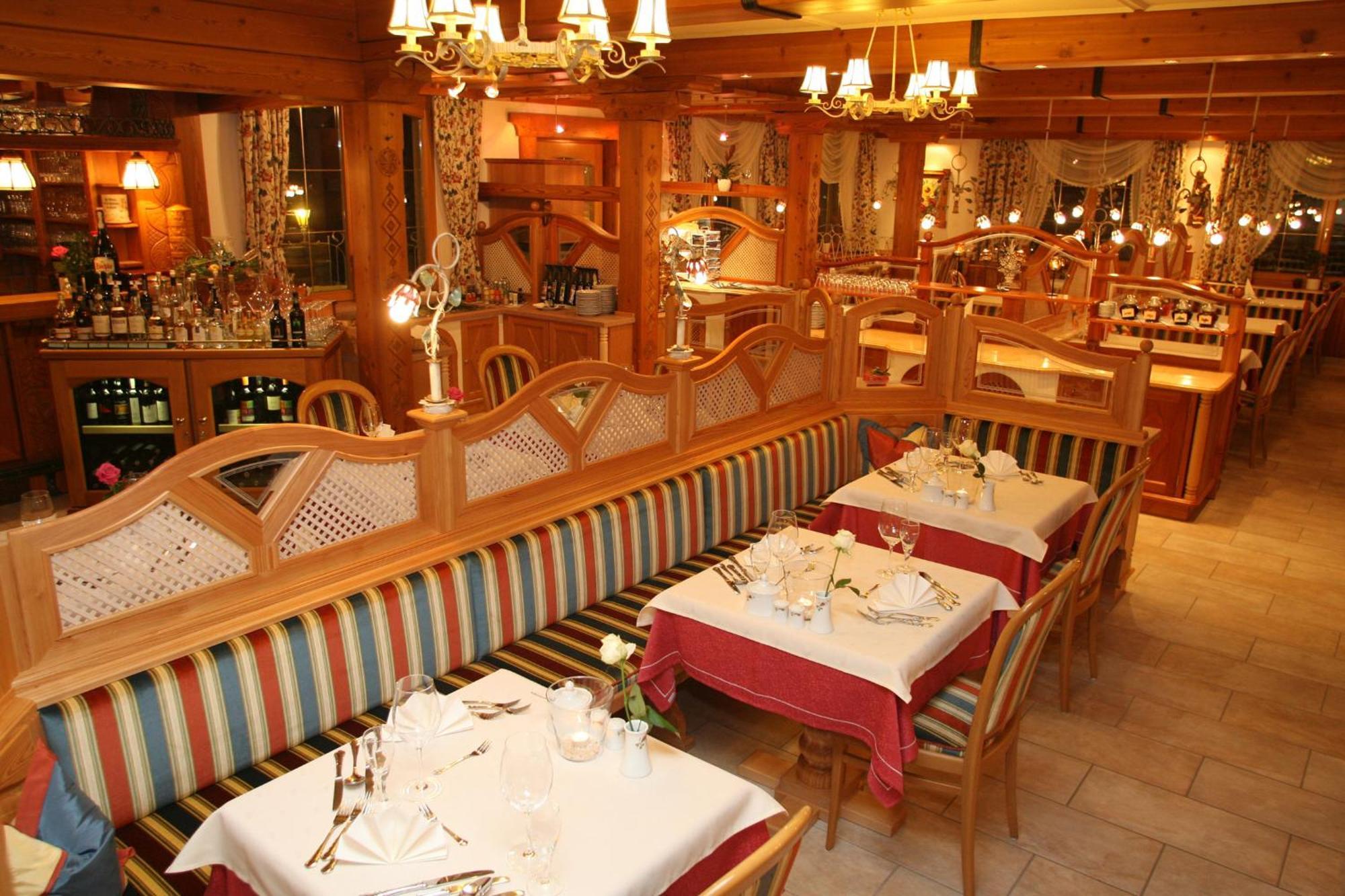 Hotel Neuwirt Ramsau am Dachstein Exterior foto